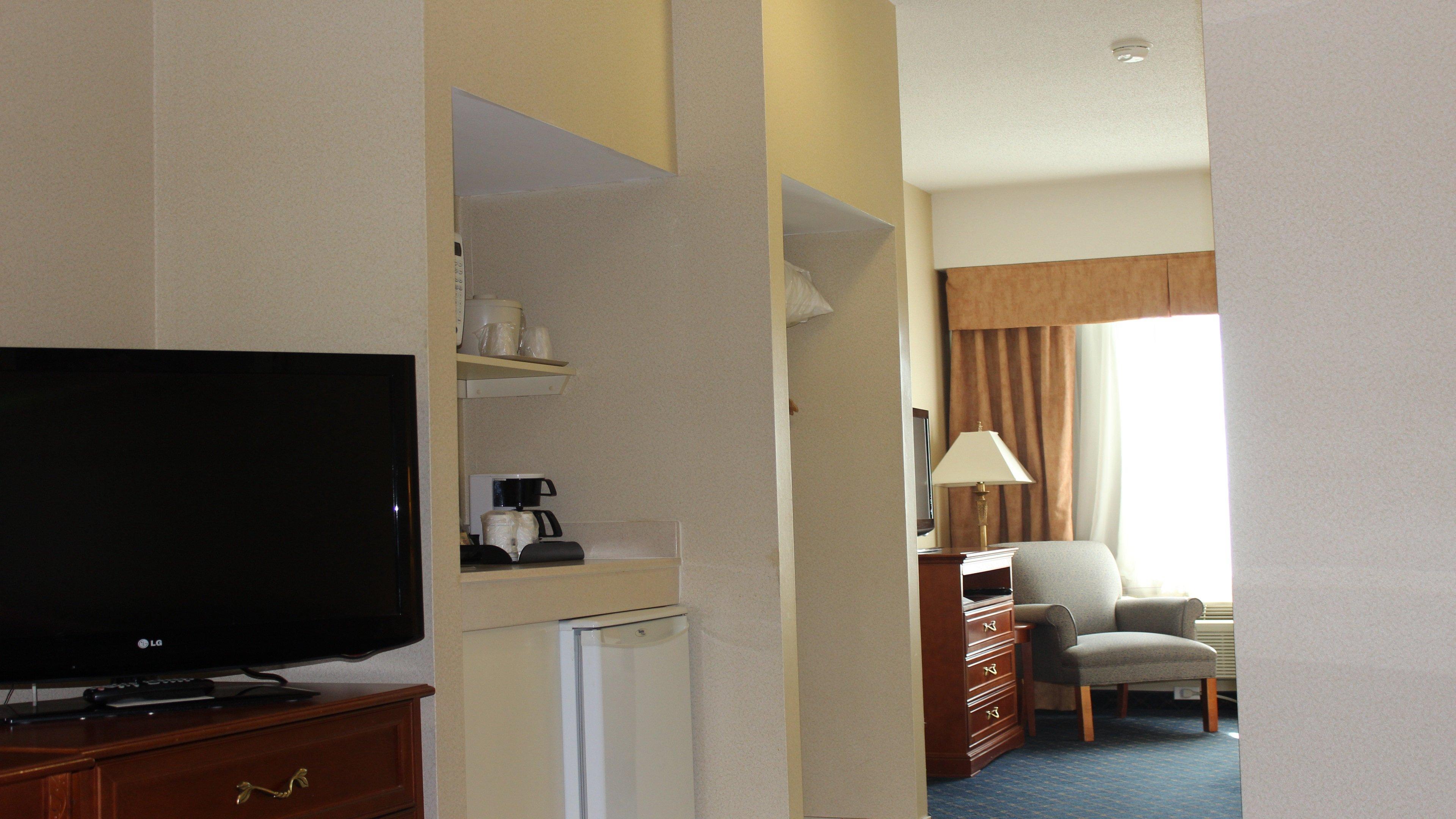Holiday Inn Express Hotel & Suites Barrie By Ihg Esterno foto