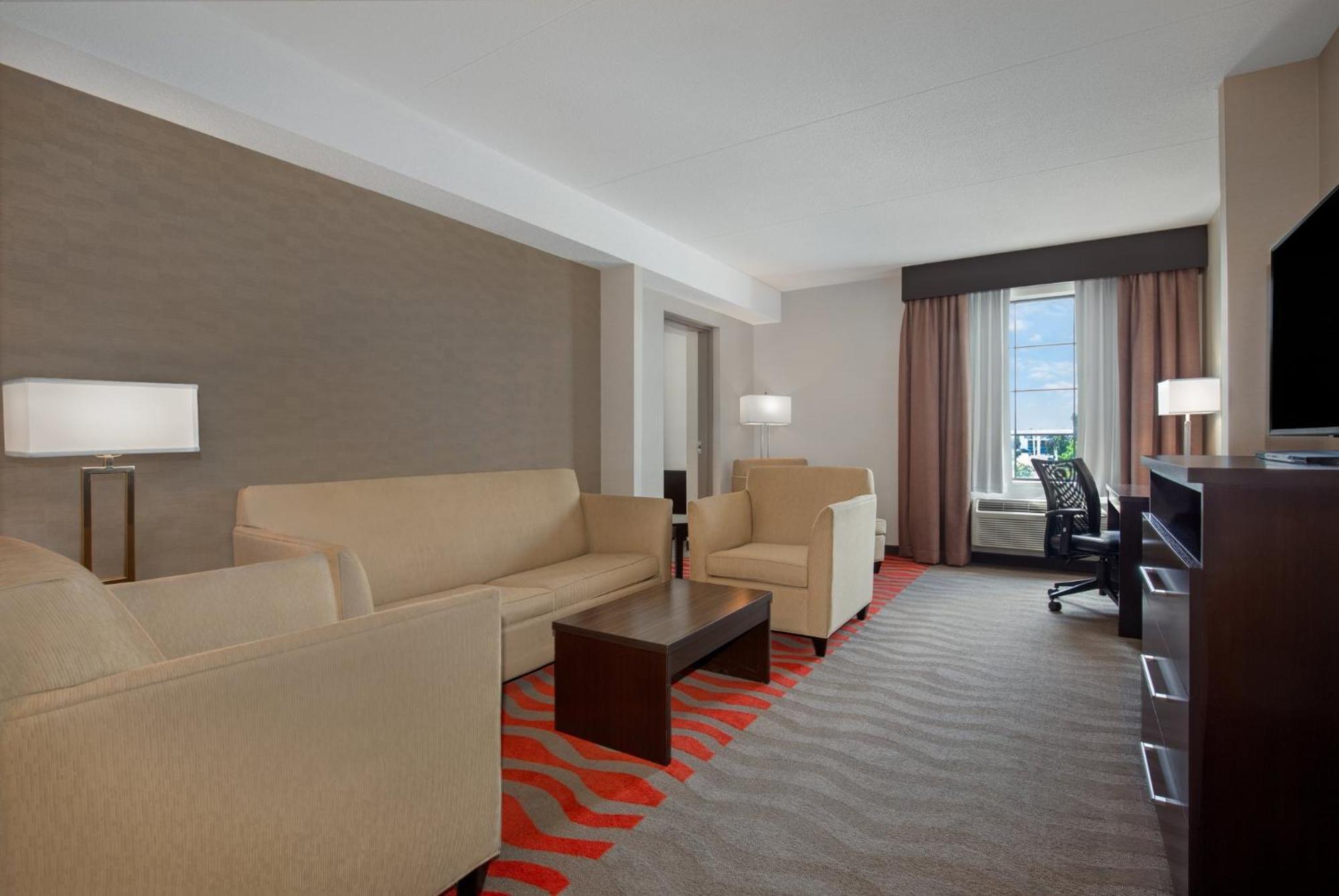 Holiday Inn Express Hotel & Suites Barrie By Ihg Esterno foto