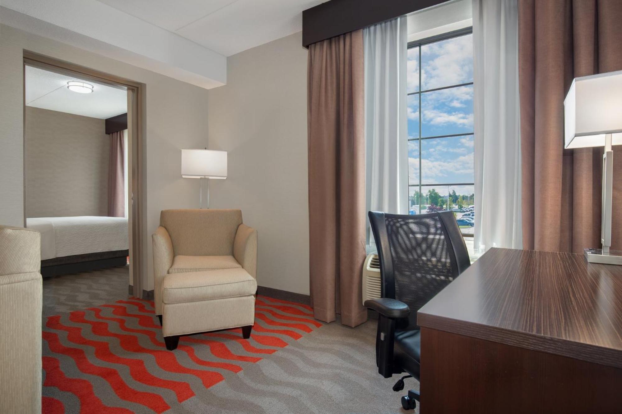 Holiday Inn Express Hotel & Suites Barrie By Ihg Esterno foto