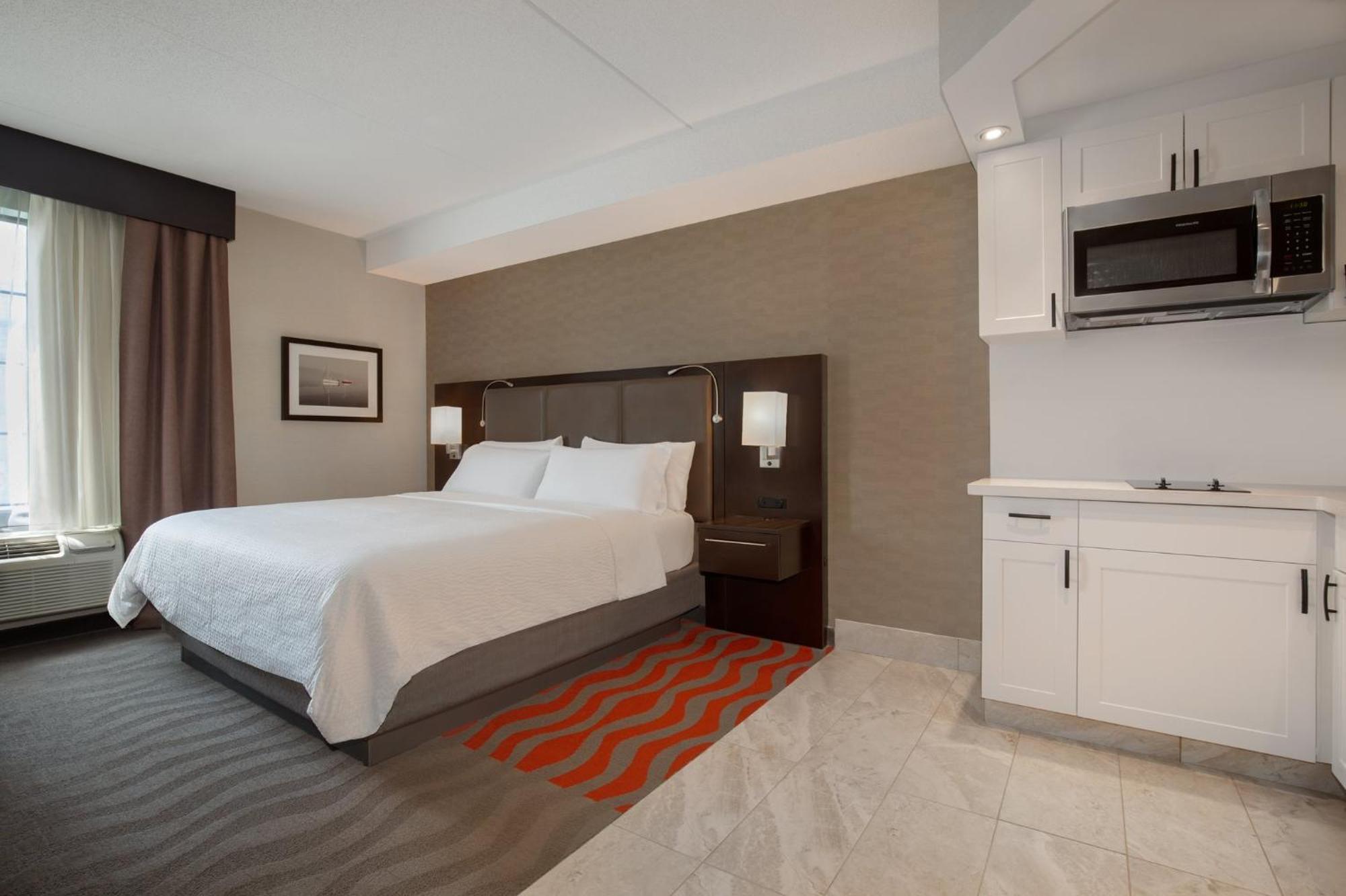 Holiday Inn Express Hotel & Suites Barrie By Ihg Esterno foto
