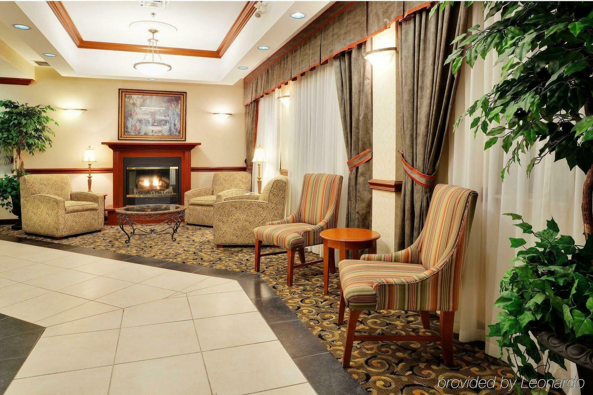 Holiday Inn Express Hotel & Suites Barrie By Ihg Esterno foto