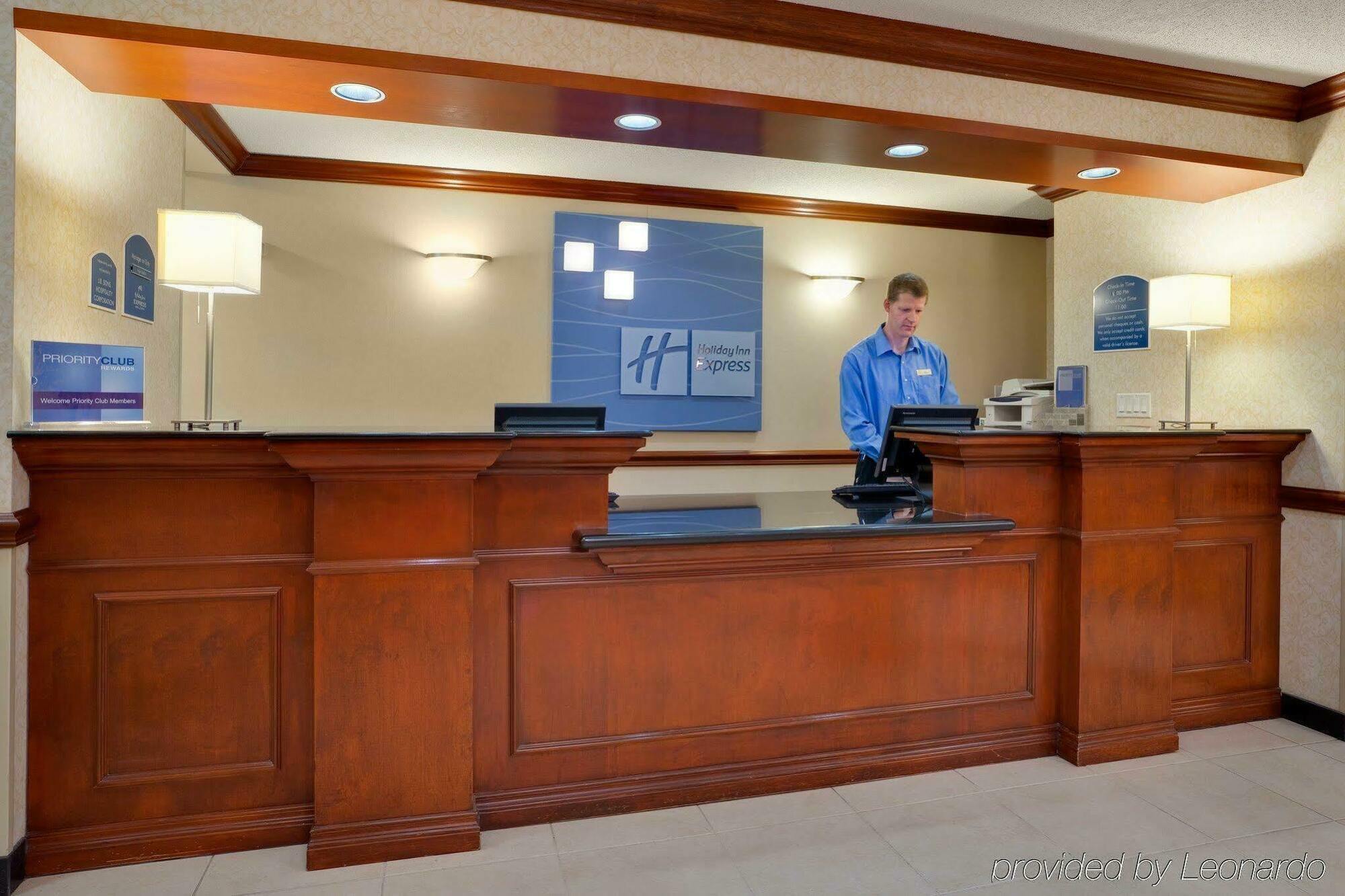 Holiday Inn Express Hotel & Suites Barrie By Ihg Interno foto